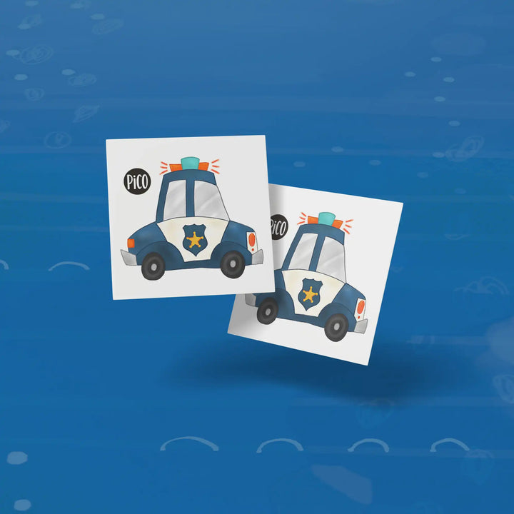 Tatouage temporaire pour enfant représentant une voiture de police avec girophare en bleu marine et orange sur fond blanc, format 2 pouces par 2 pouces