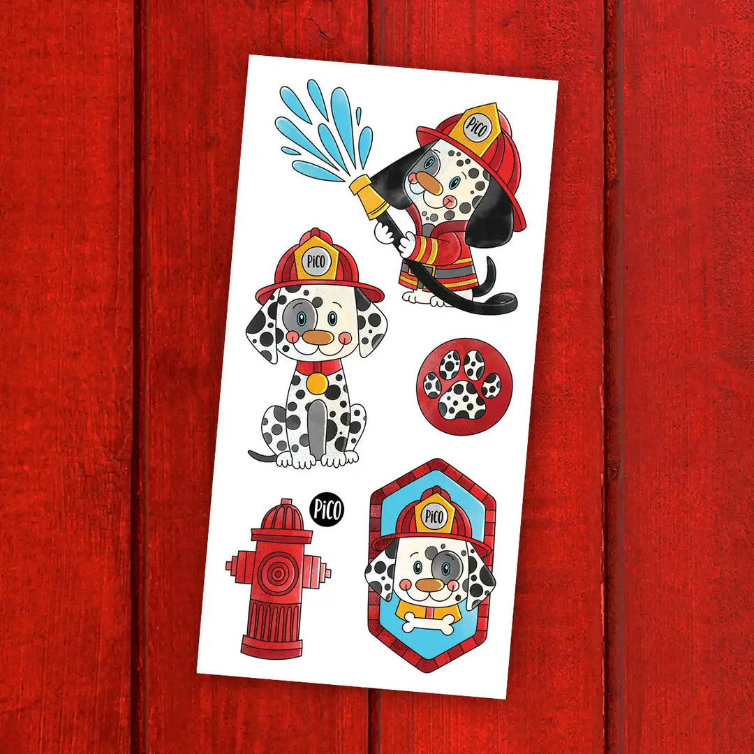 Tatouages Pico le chien pompier avec casques, dalmatiens et camions